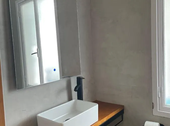 Tikahome Lägenhet *